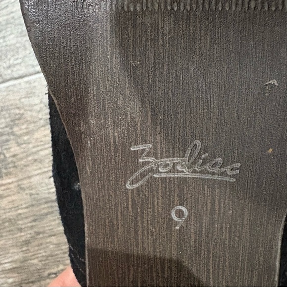 Zodiac Ada Mule Black Suede Western Slip On Block Heels Shoes Boots Sz 9 M - Picture 9 of 9